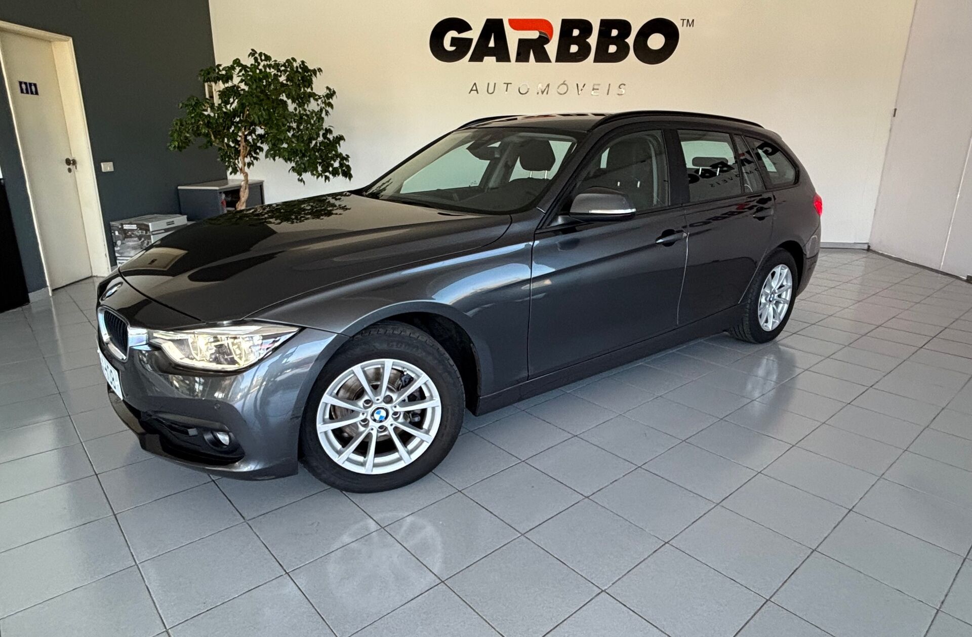 BMW Serie-3 318 d Touring