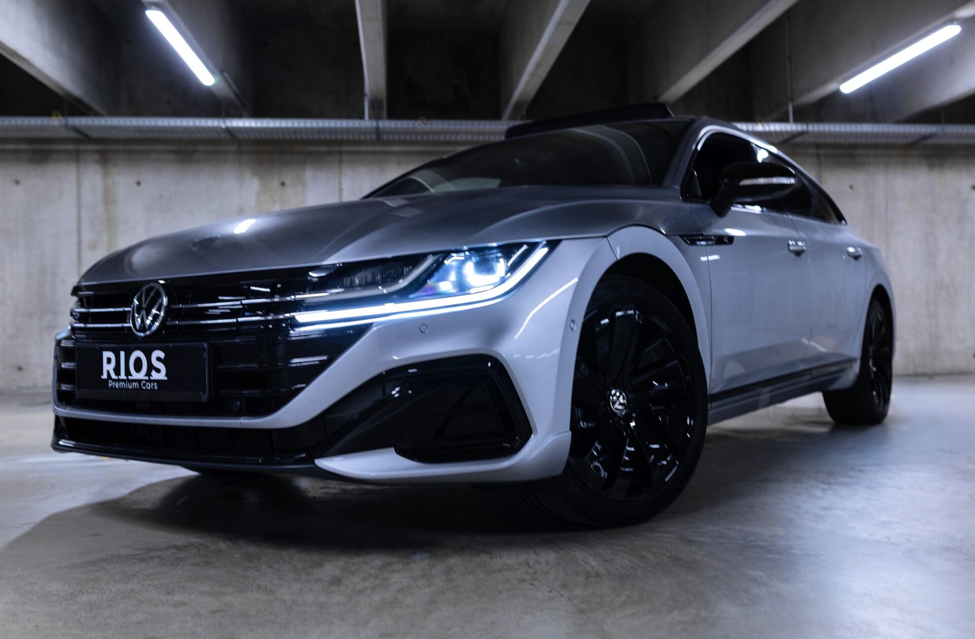 VOLKSWAGEN Arteon 1.4 TSI eHybrid R-Line