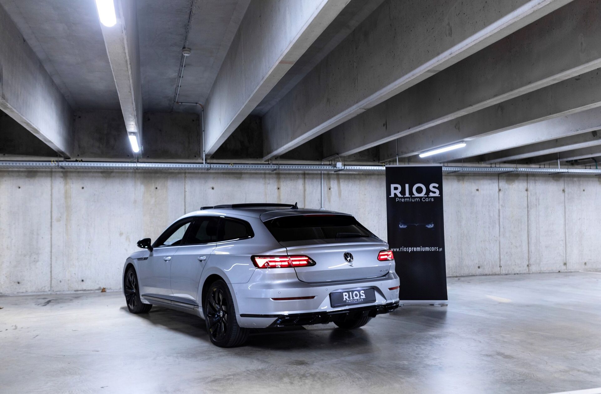 VOLKSWAGEN Arteon 1.4 TSI eHybrid R-Line