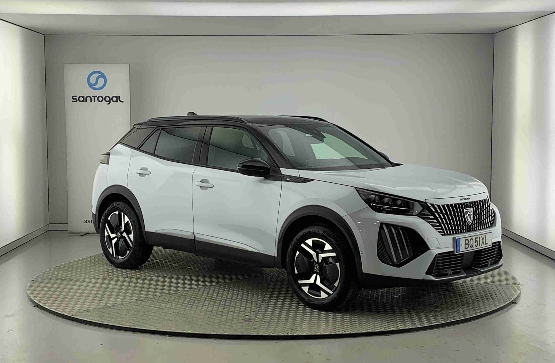 PEUGEOT 2008 e- 54 kWh GT