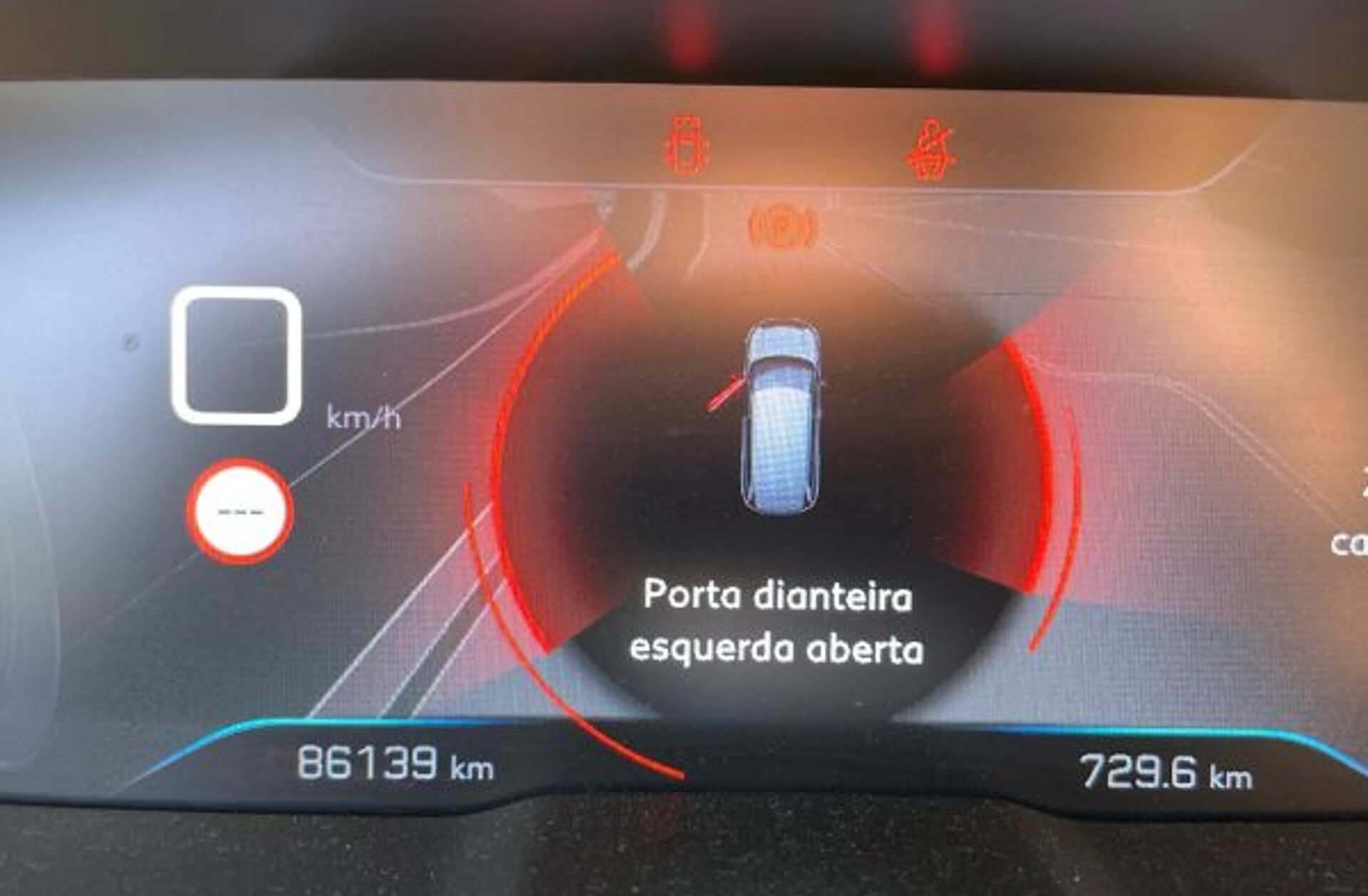 PEUGEOT 5008 1.5 BlueHDi Crossway