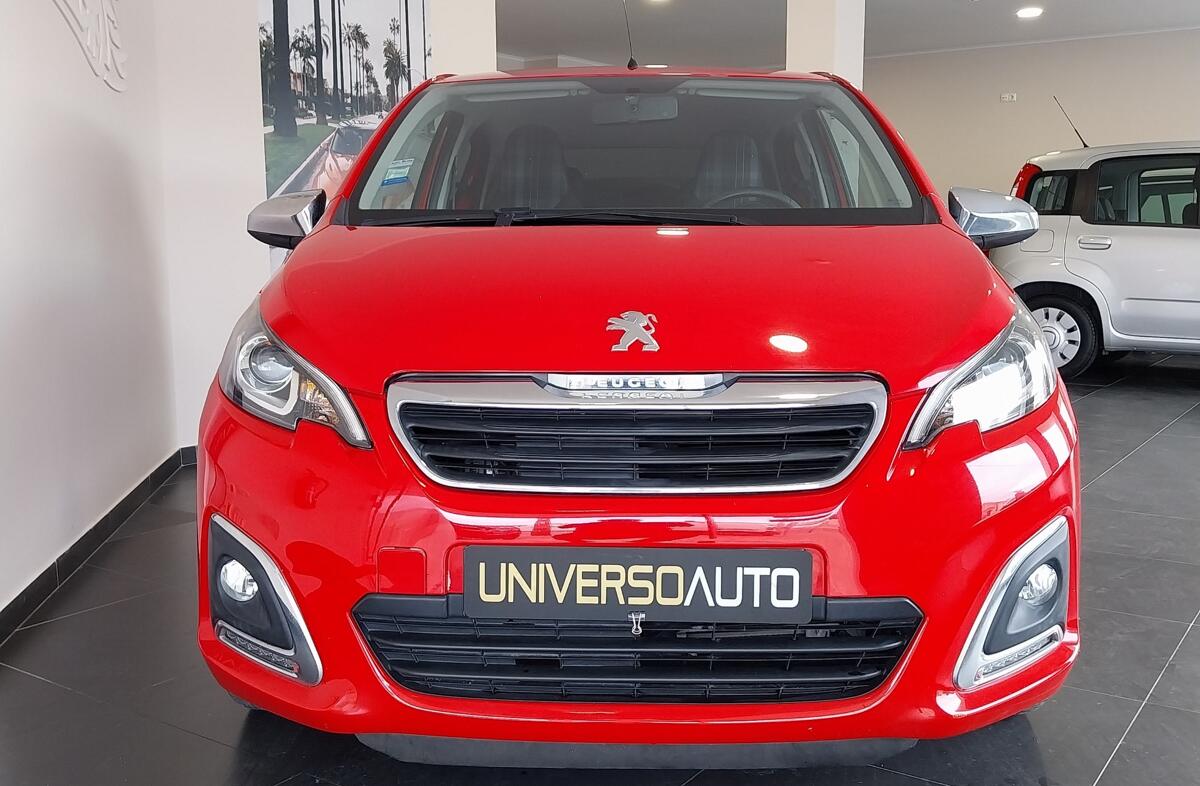 PEUGEOT 108 1.0 VTi Style