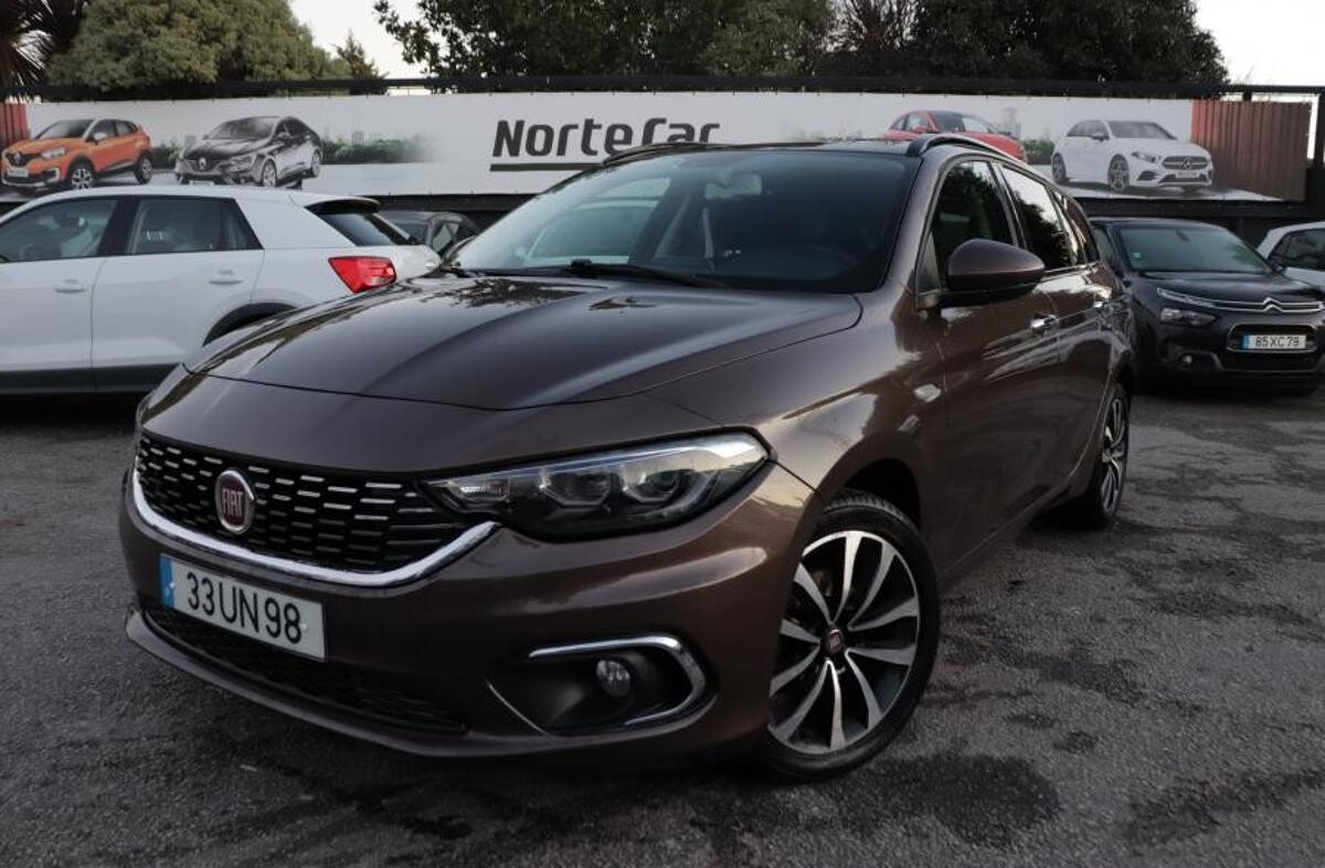 FIAT Tipo 1.6 M-Jet Lounge J17 DCT