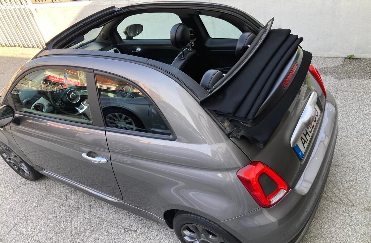 FIAT 500 C 1.0 Hybrid Connect