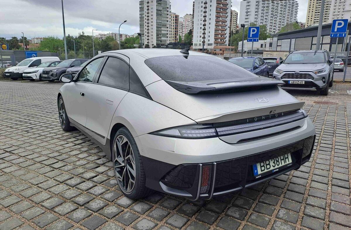 HYUNDAI Ioniq 6 77 kWh Vanguard