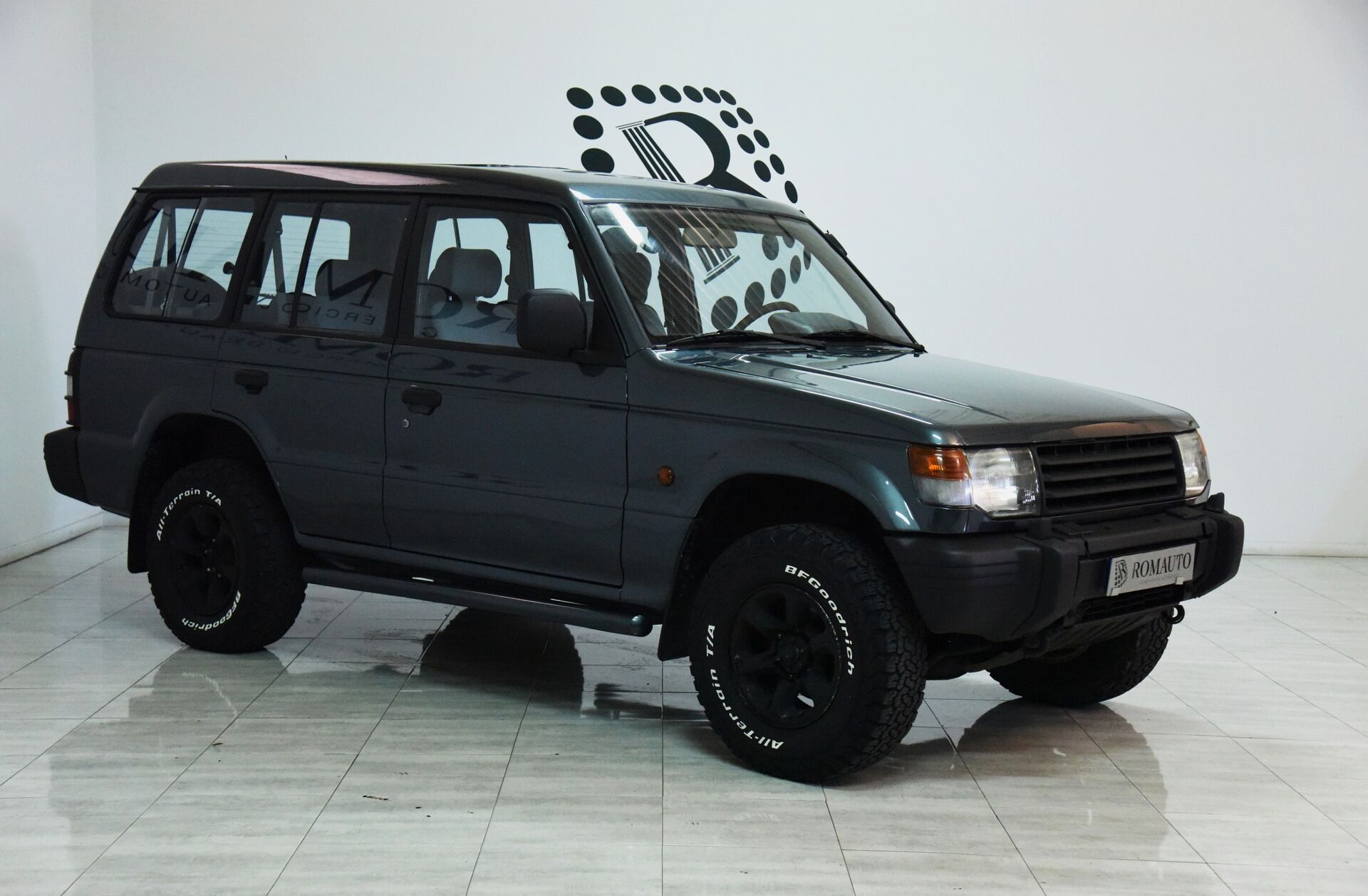 MITSUBISHI Pajero 2.5 TD GLX Longo