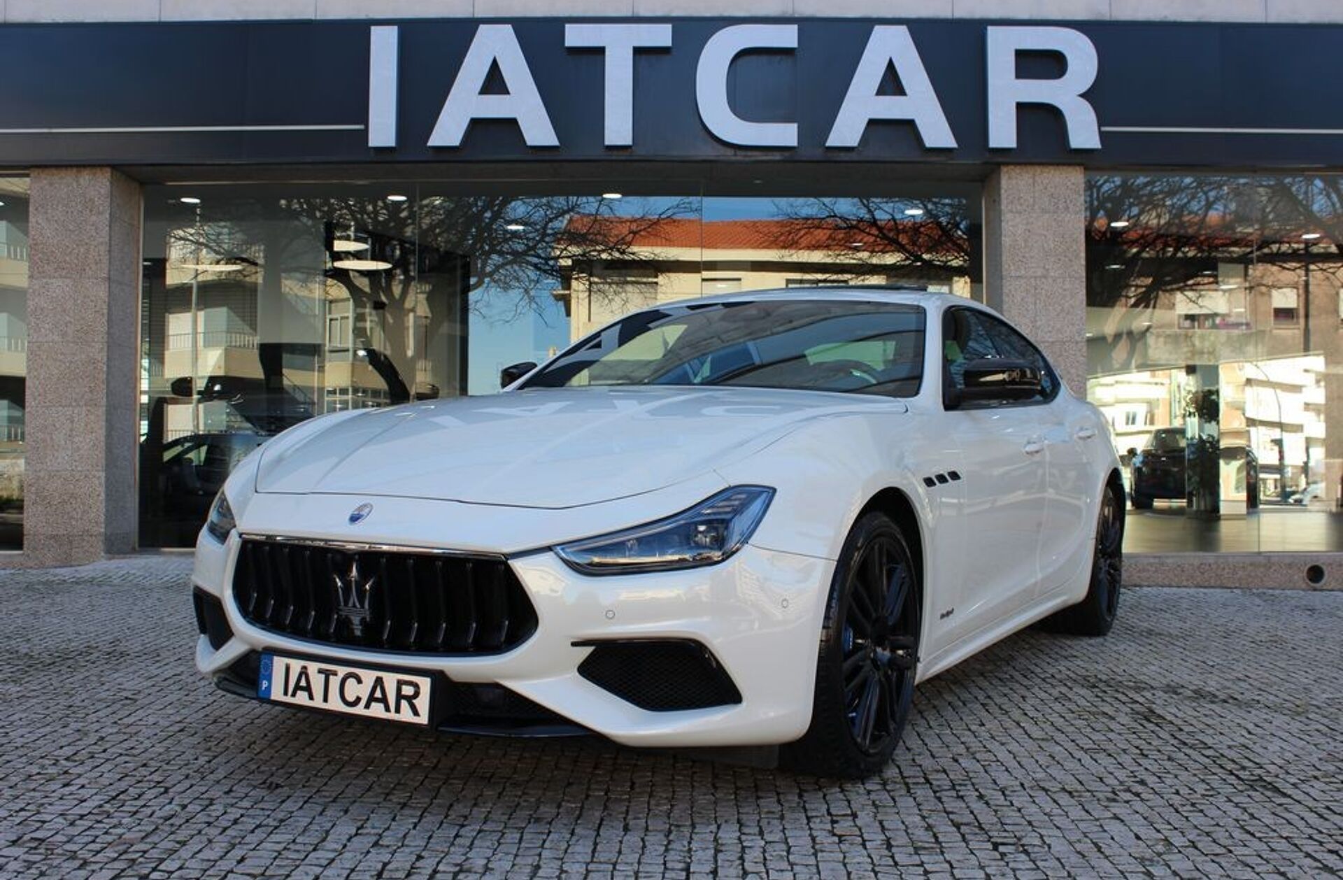 MASERATI Ghibli GT Hybrid