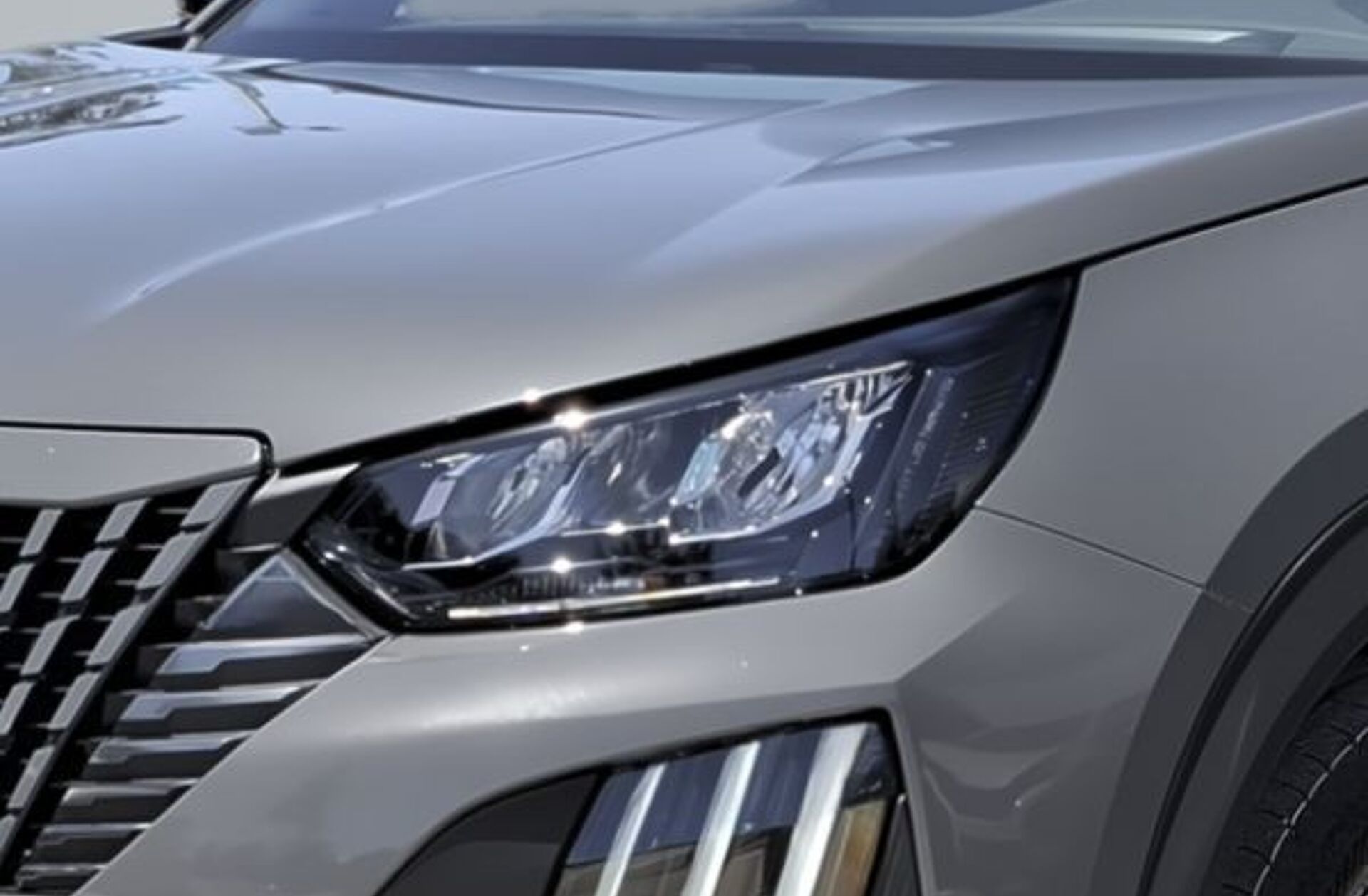 PEUGEOT 208 e- 51 kWh GT