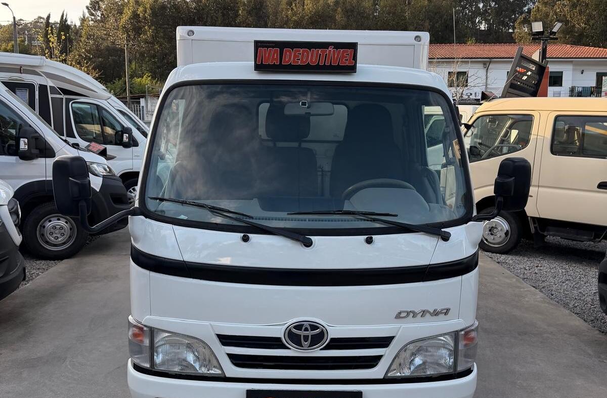 TOYOTA Dyna 3.0 D-4D M CD 35.37