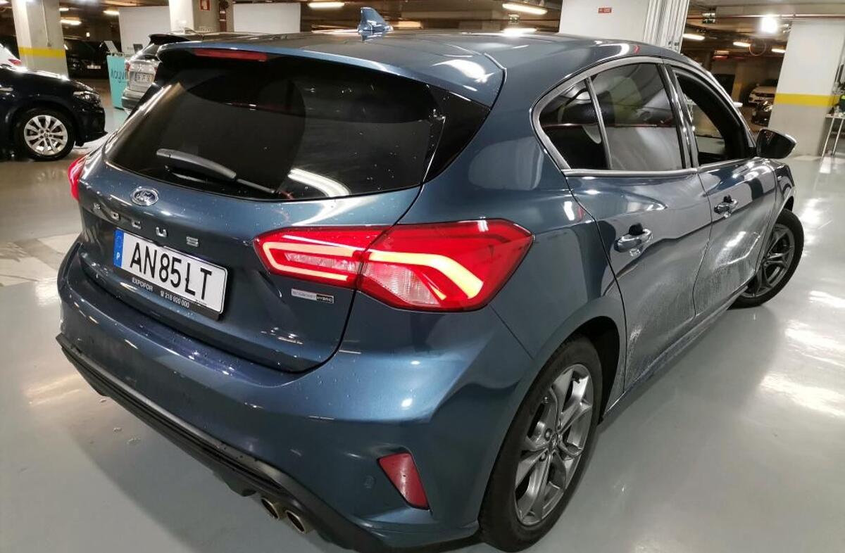 FORD Focus 1.0 EcoBoost MHEV ST-Line Aut.