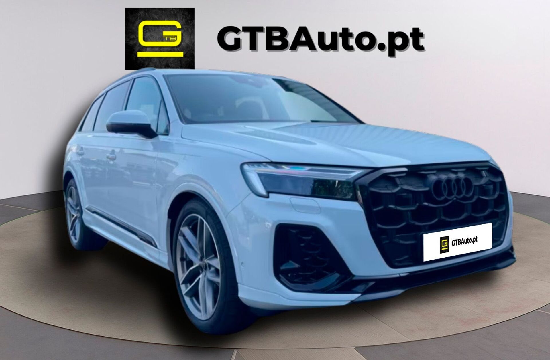 AUDI Q7 55 TFSIe quattro S line Tiptronic