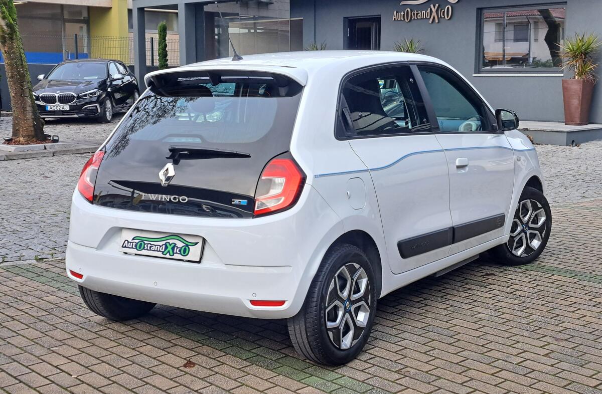 RENAULT Twingo Z.E. 22 Zen