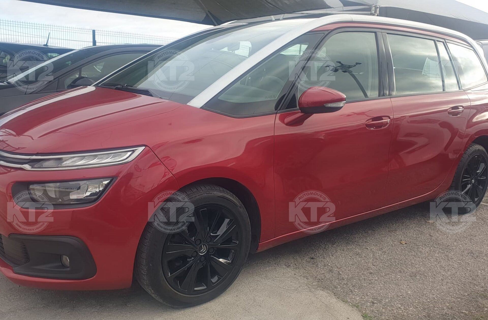 CITROEN C4 1.6 BlueHDi Intensive EAT6 J17