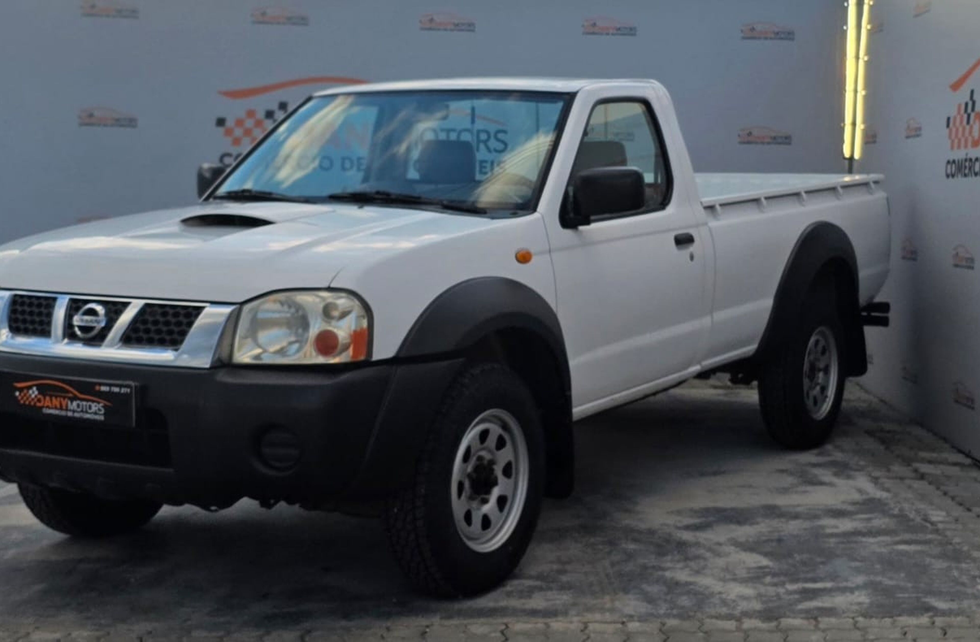 NISSAN Pick-Up 2.5 TD KC