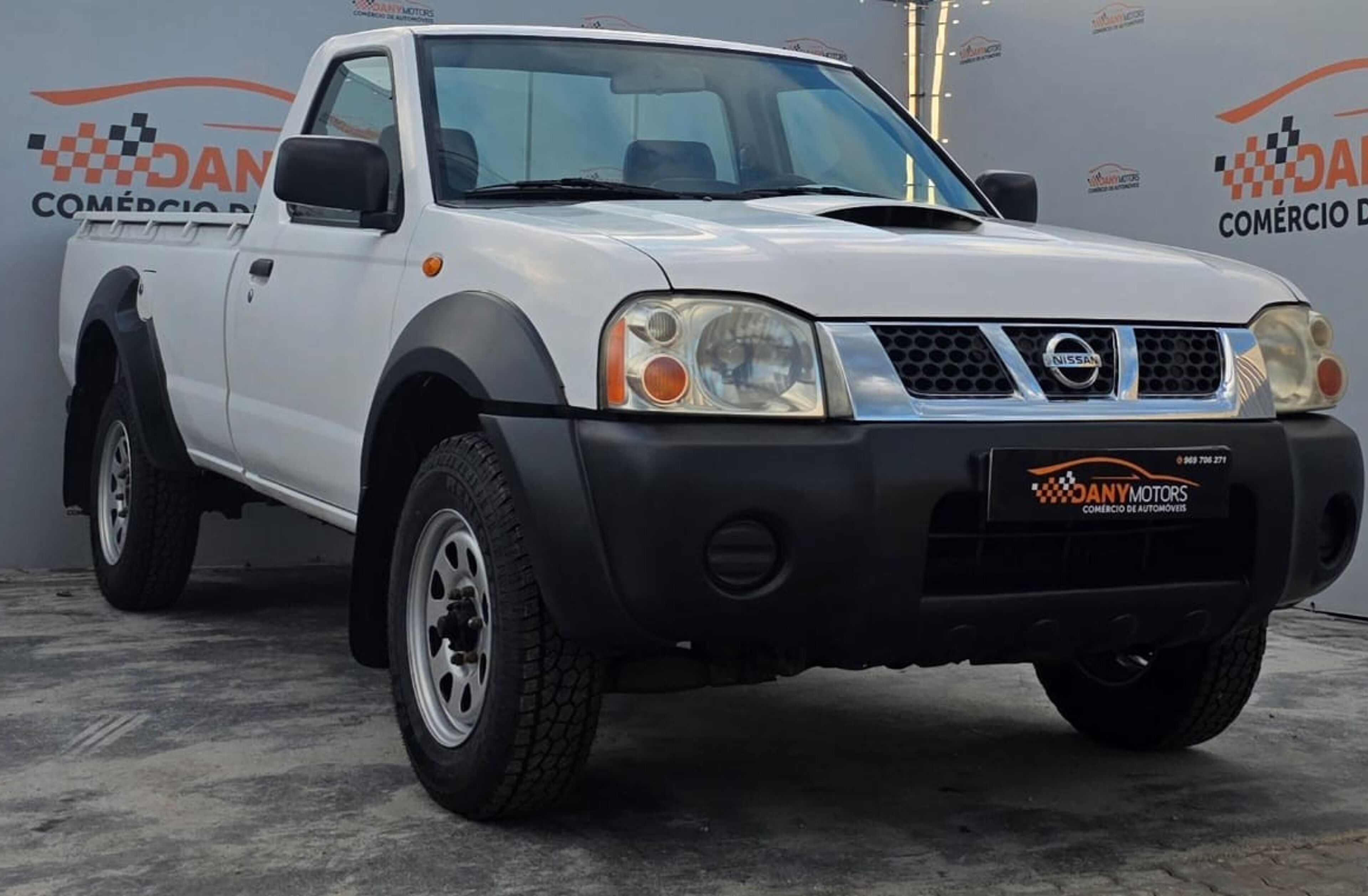 NISSAN Pick-Up 2.5 TD KC