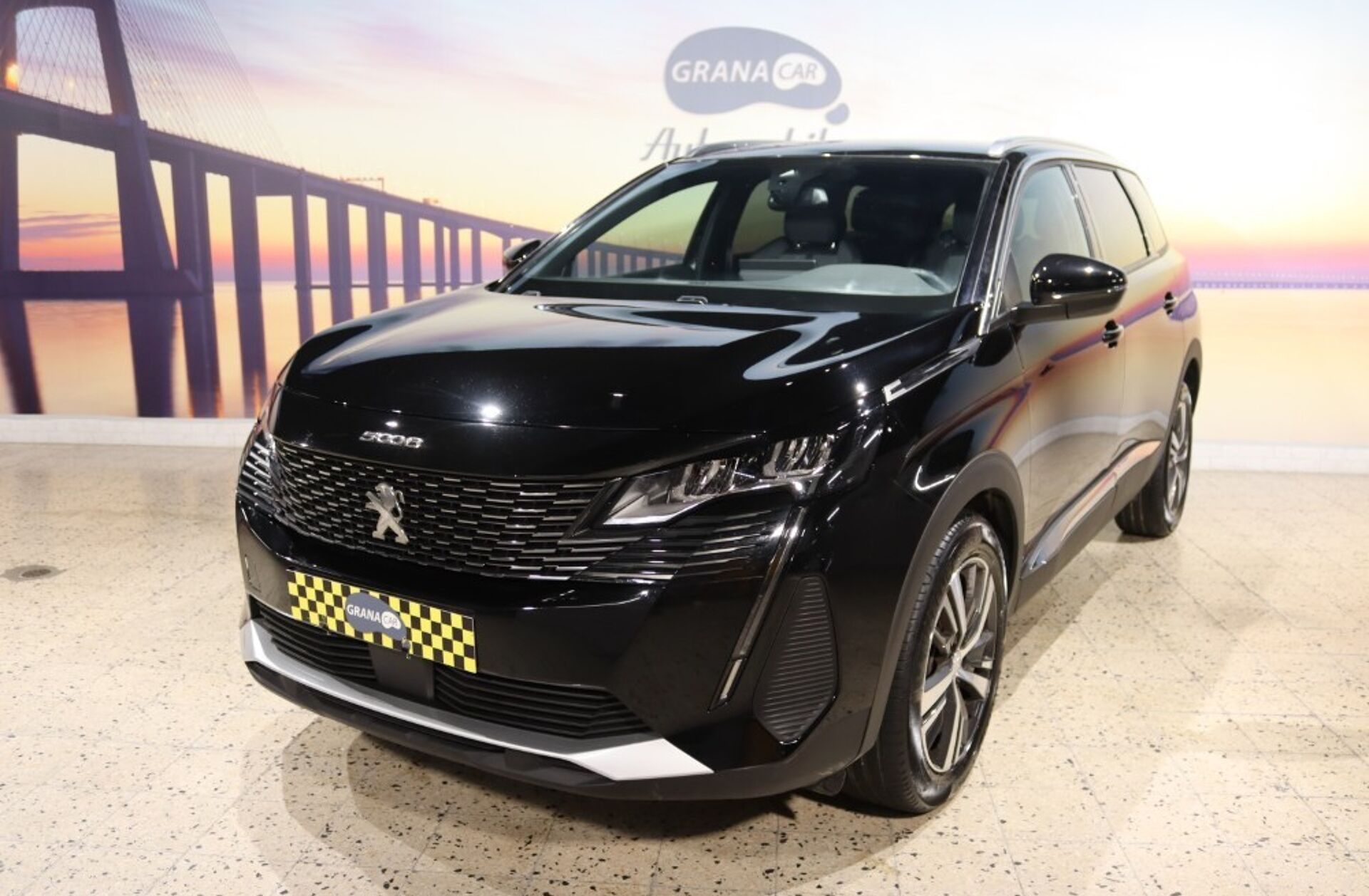 PEUGEOT 5008 1.5 BlueHDi Allure Pack EAT8