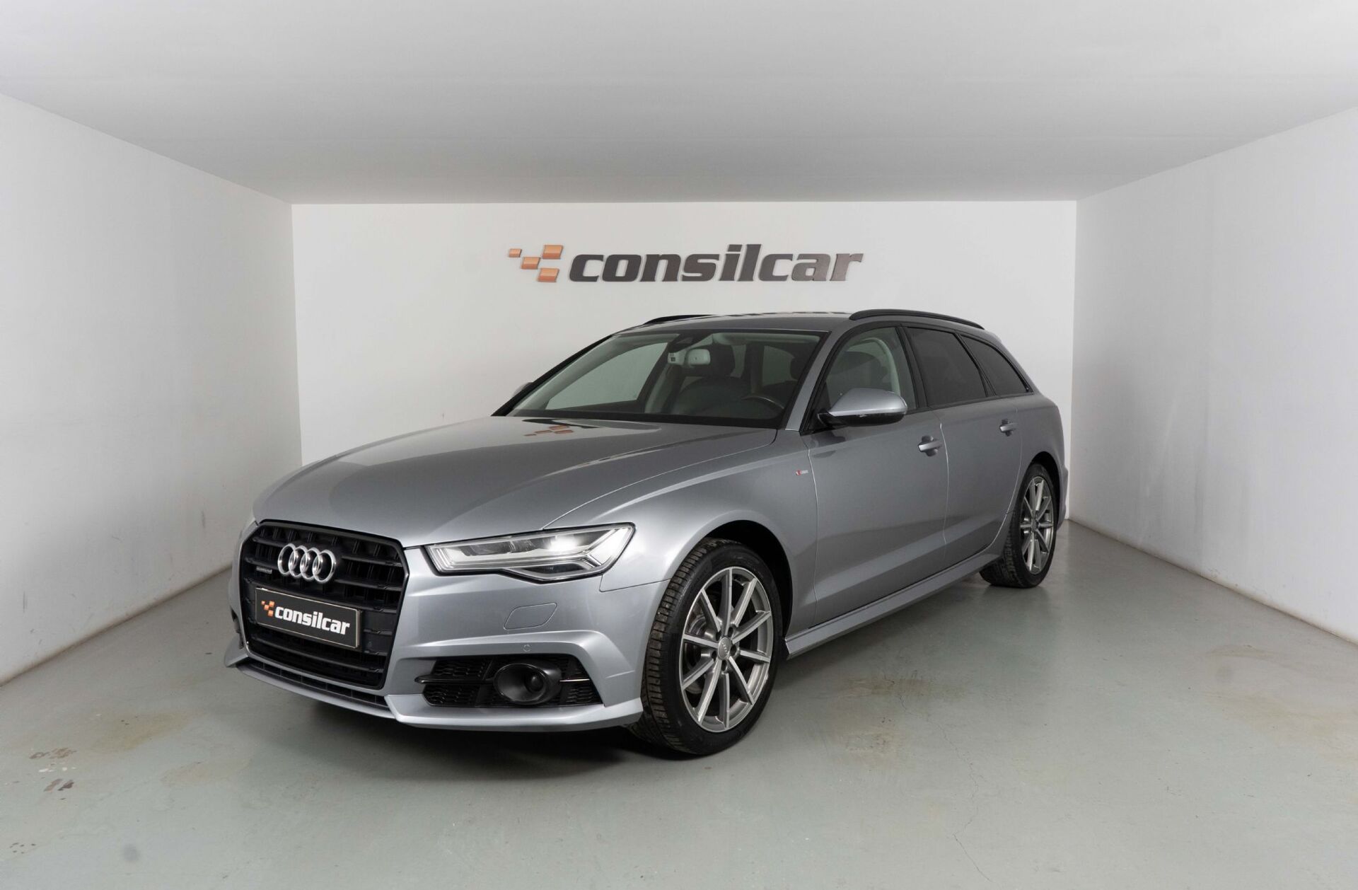 AUDI A6 2.0 TDi quattro S tronic
