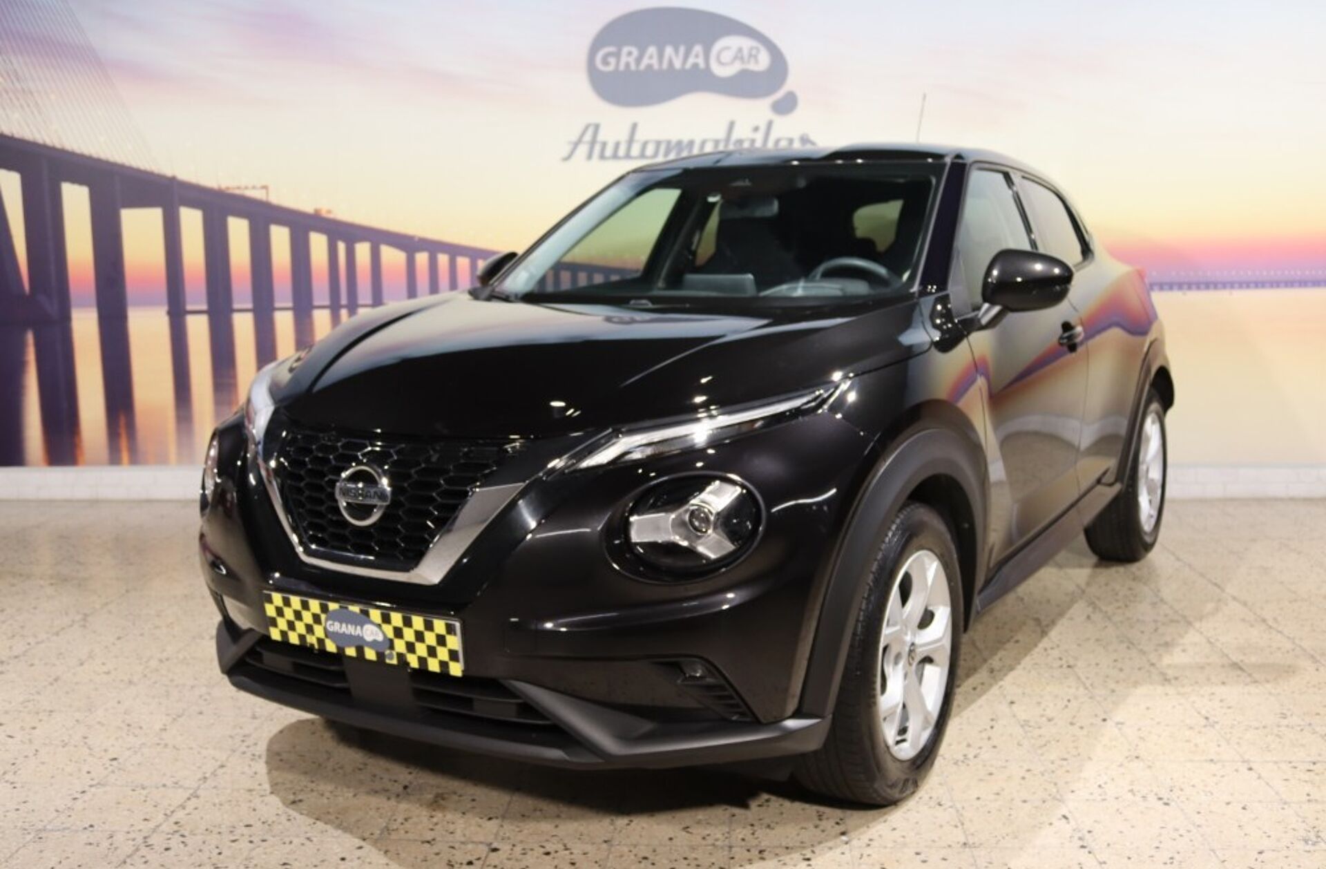 NISSAN Juke 1.0 DIG-T N-Connecta