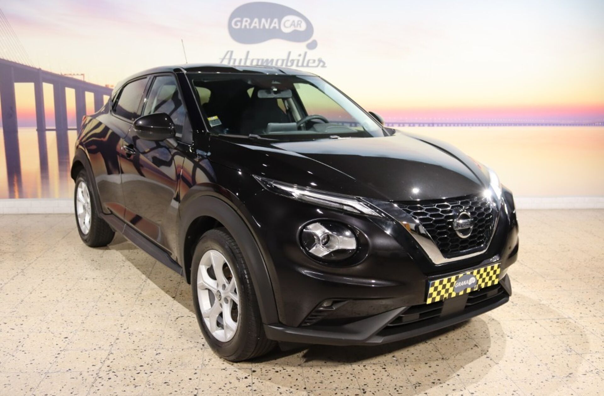 NISSAN Juke 1.0 DIG-T N-Connecta