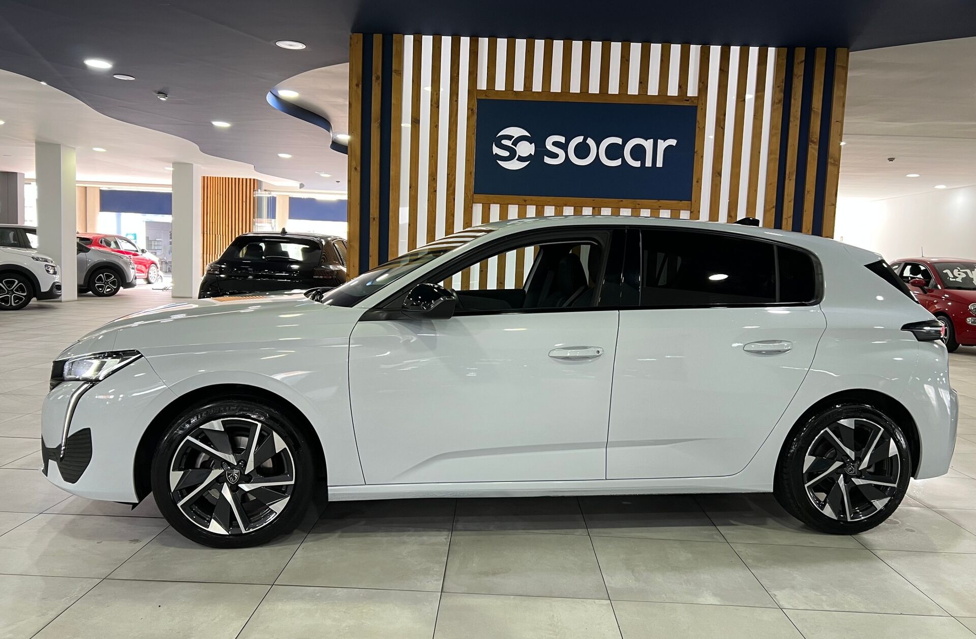 PEUGEOT 308 1.2 PureTech Allure