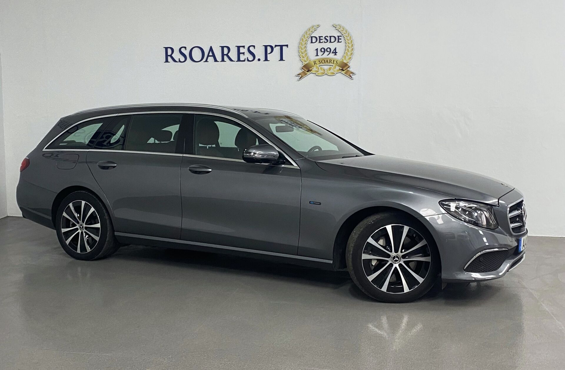 MERCEDES Classe E E 300 de Avantgarde