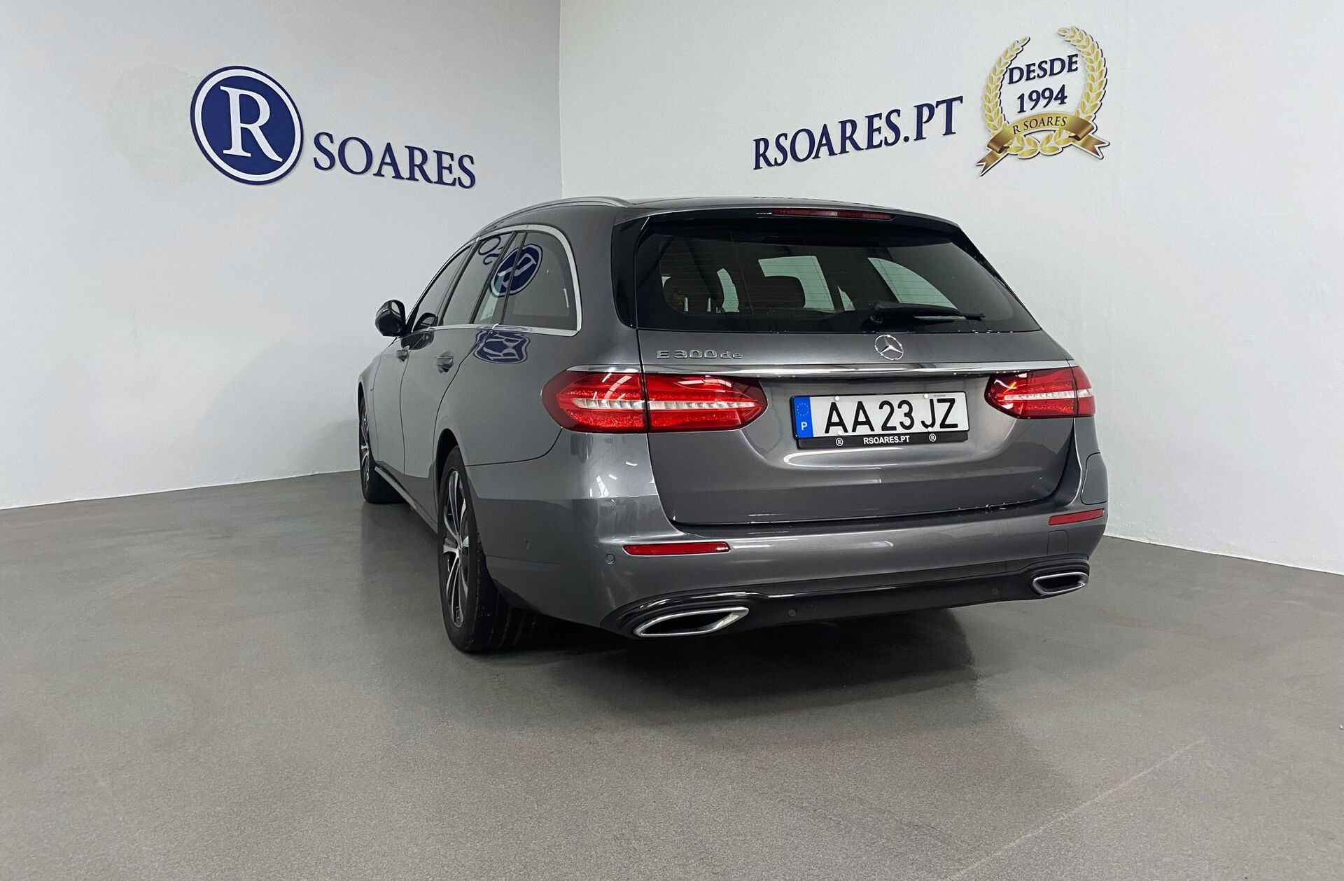 MERCEDES Classe E E 300 de Avantgarde