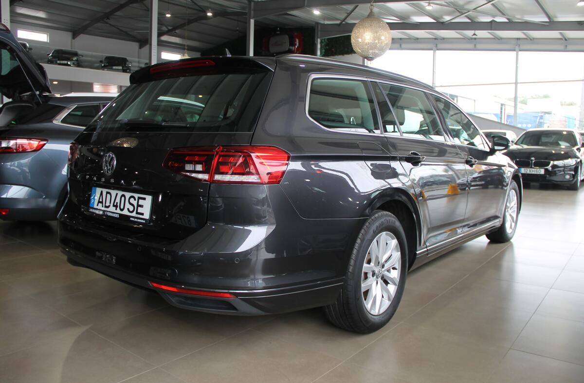 VOLKSWAGEN Passat 1.6 TDI DSG