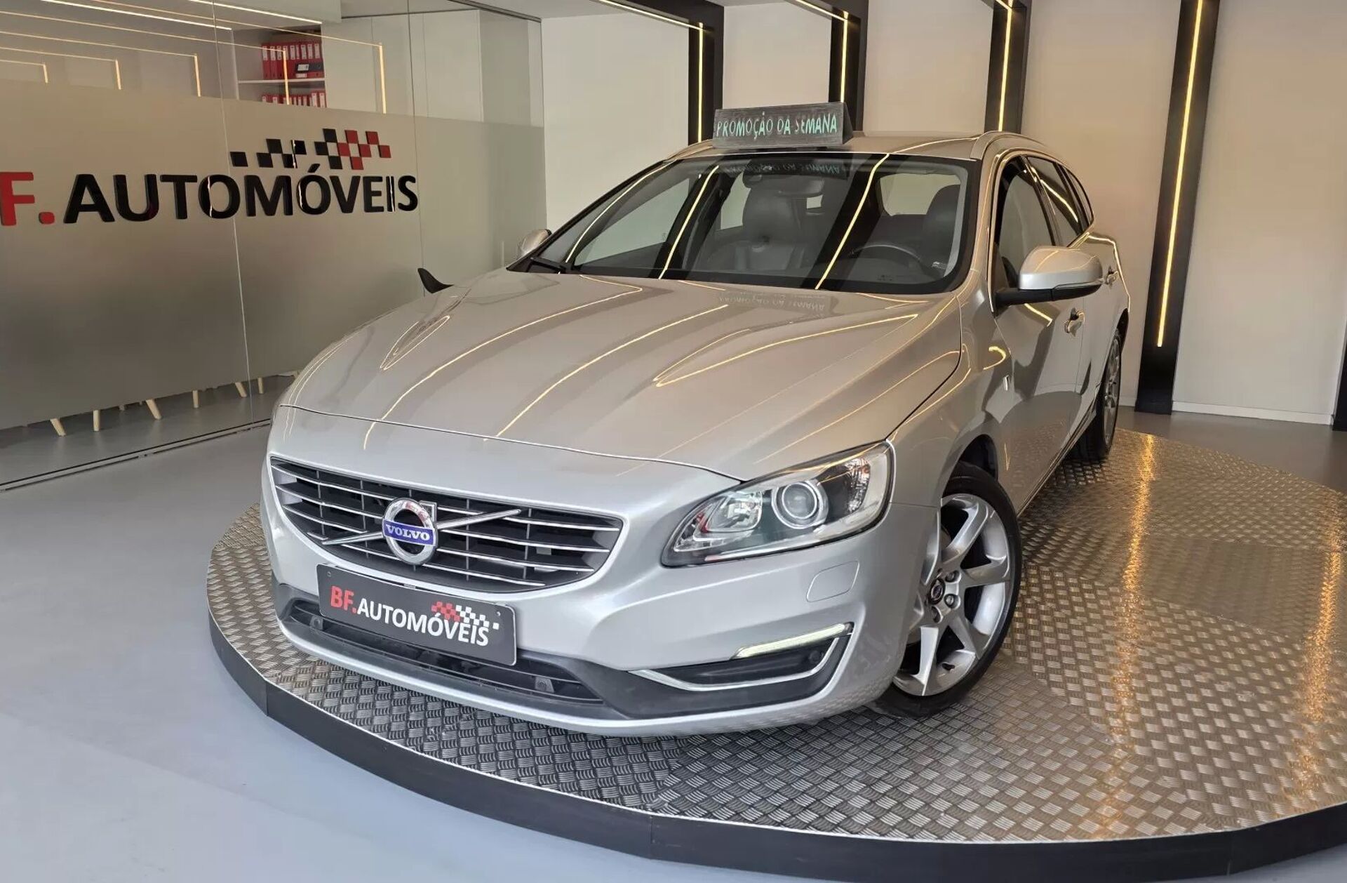 VOLVO V60 2.0 D4 VOR