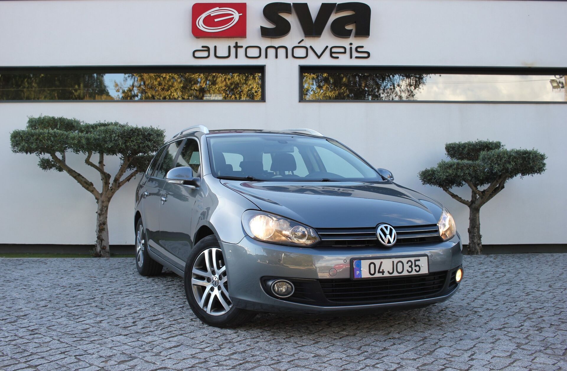 VOLKSWAGEN Golf 1.6 TDi Confortline