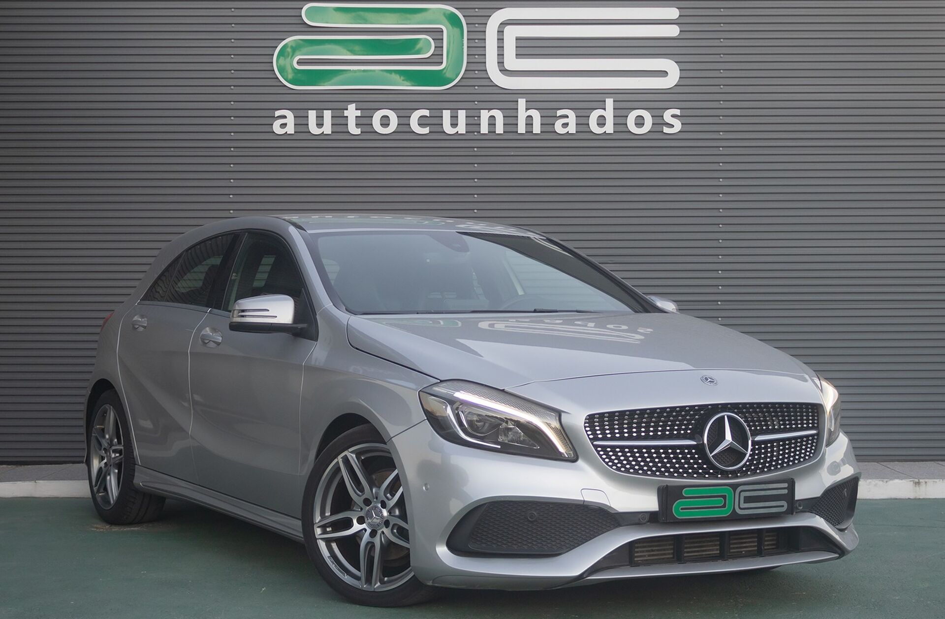 MERCEDES Classe A A 180 d AMG Line