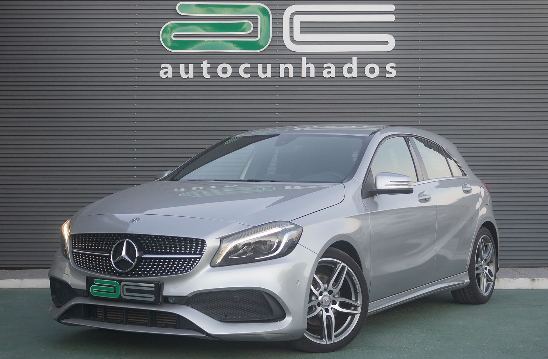 MERCEDES Classe A A 180 d AMG Line