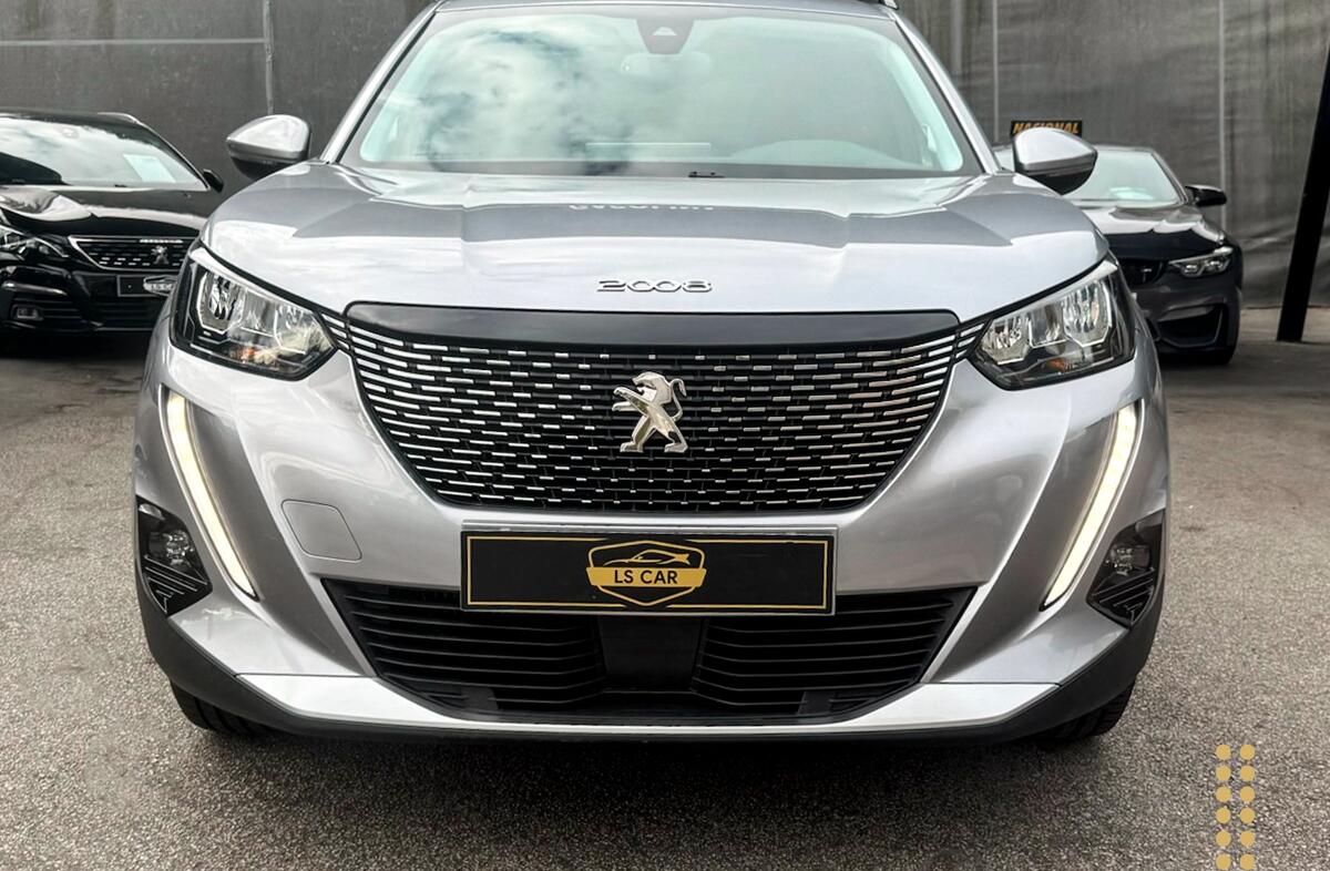 PEUGEOT 2008 1.2 PureTech Allure Pack