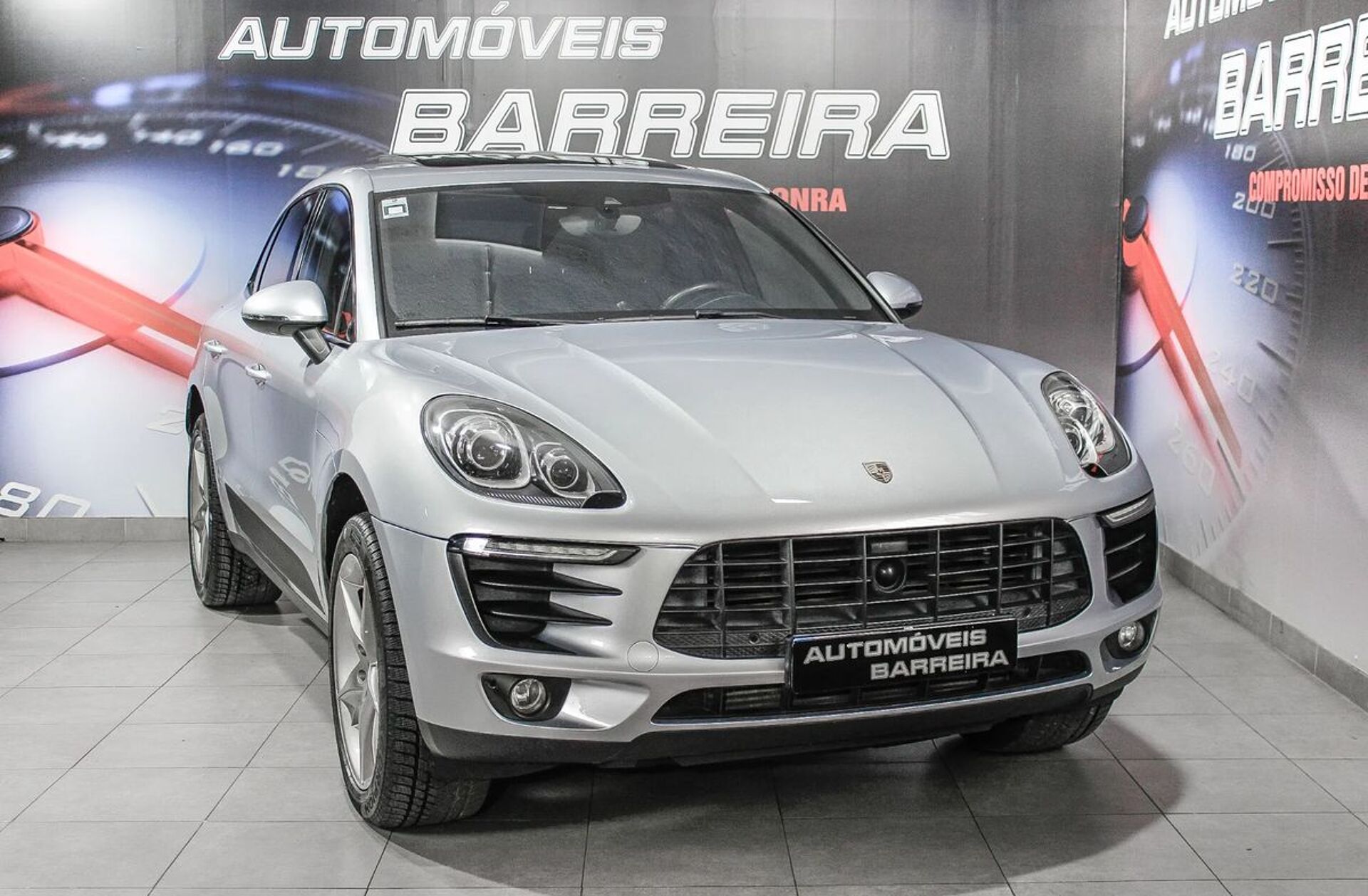 PORSCHE Macan S