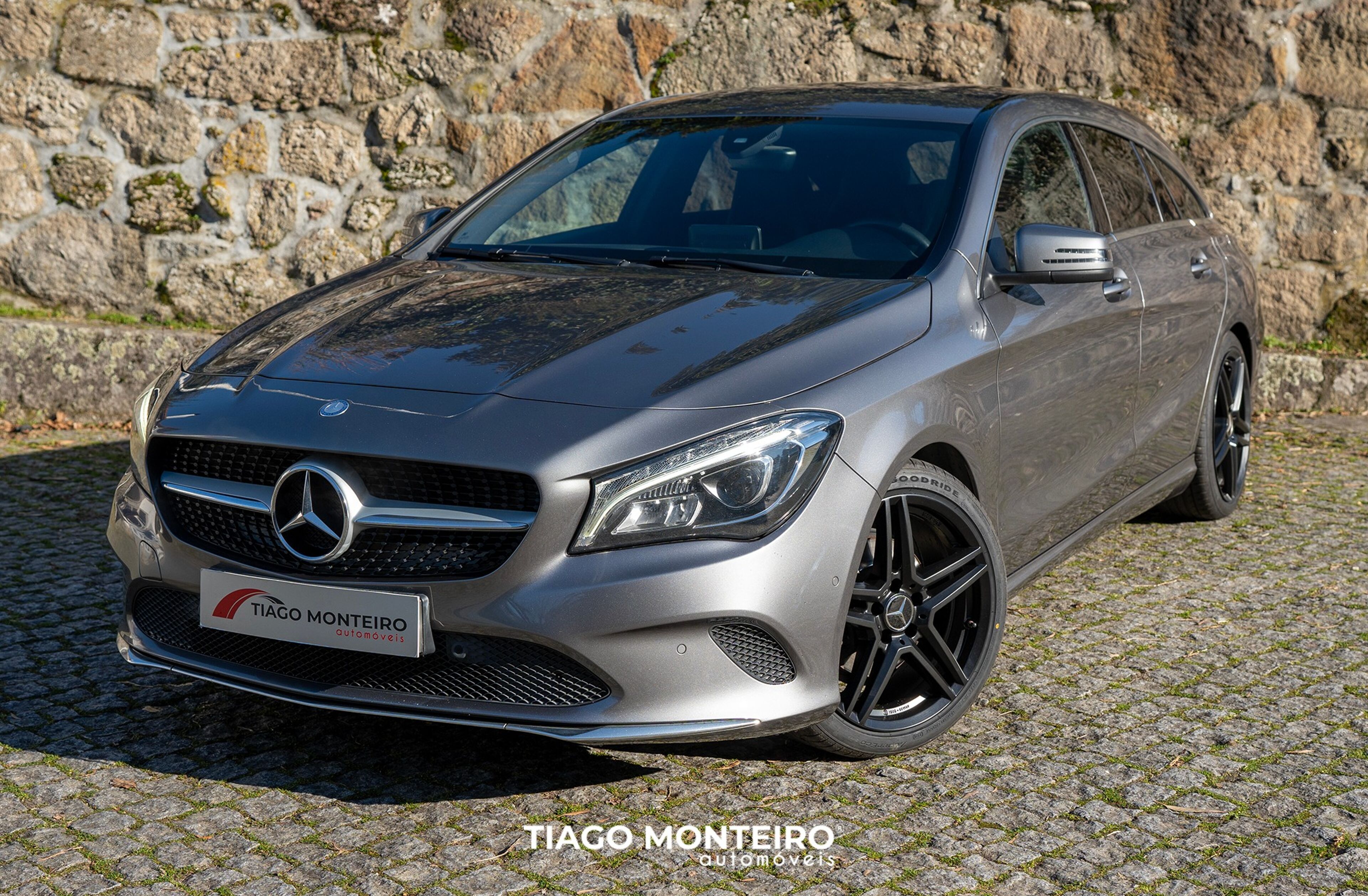 MERCEDES Classe CLA CLA 180 Shooting Brake d Urban