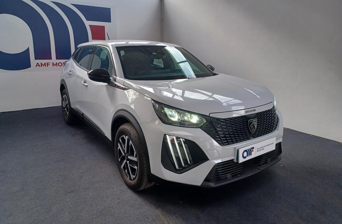 PEUGEOT 2008 1.2 PureTech Style