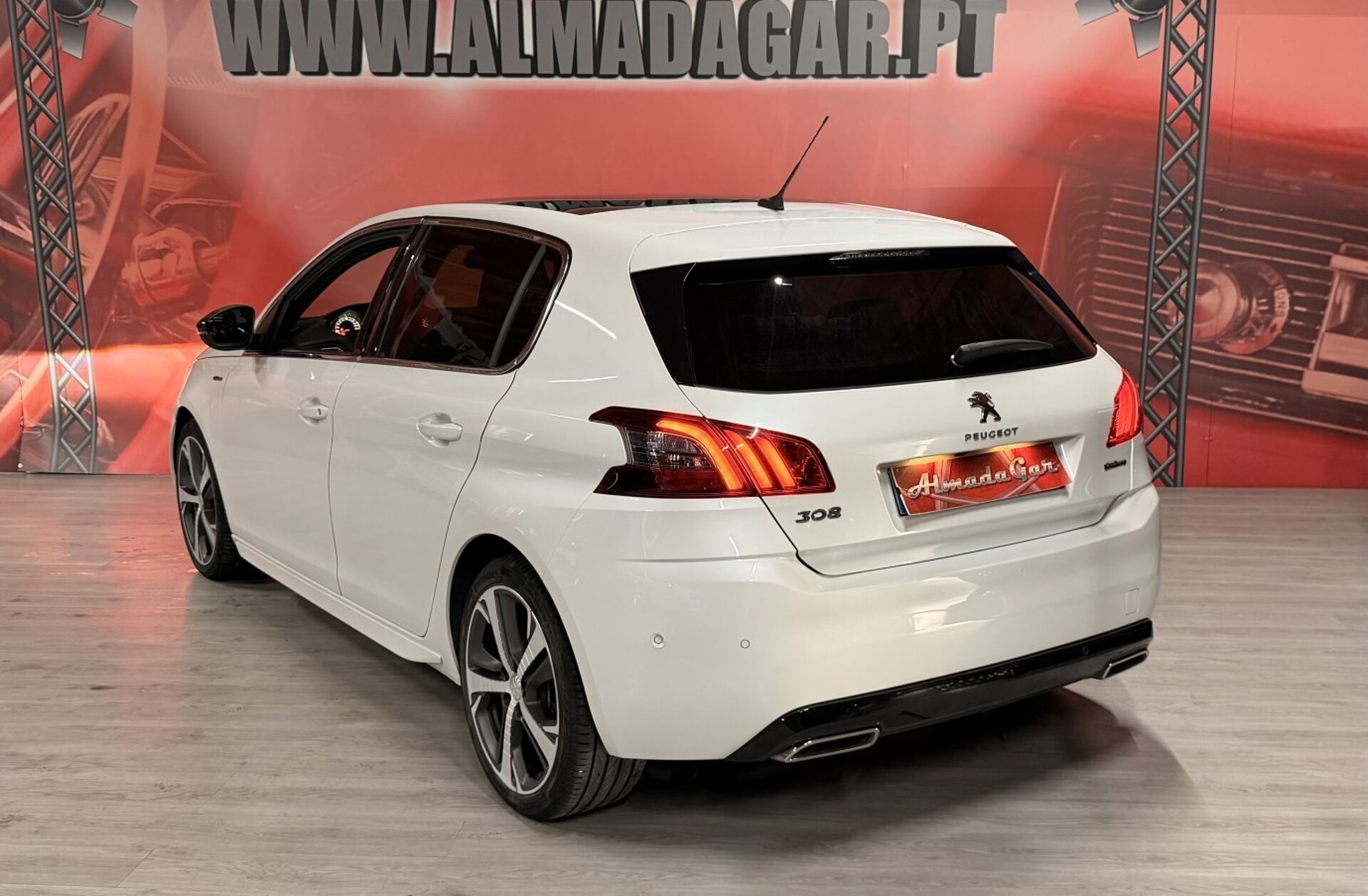 PEUGEOT 308 1.2 PureTech GT Line EAT8