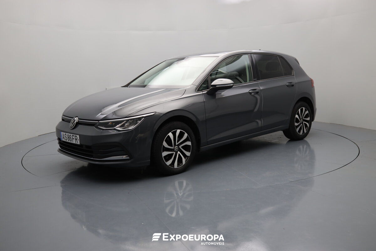 Volkswagen Golf 1.0 TSI Life com 69 707 km por 20 990 € ExpoEuropa | Leiria
