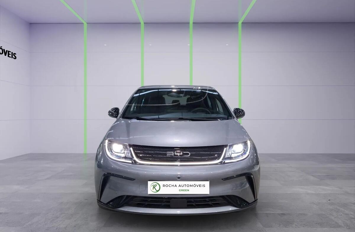 BYD Dolphin 60.4 kWh Design