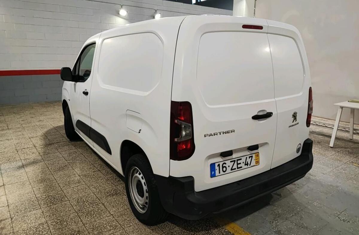 PEUGEOT Partner 1.6 BlueHDi L1 Pro