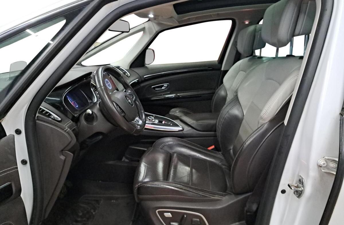 RENAULT Espace 2.0 dCi Initiale Paris 7L EDC