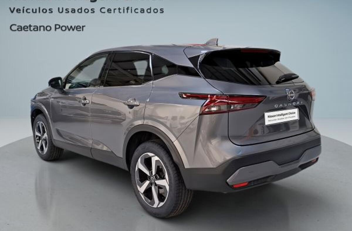 NISSAN Qashqai 1.3 DIG-T N-Connecta LED