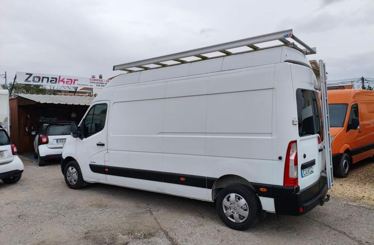 RENAULT Master 2.3 dCi L3H2 3.5T 150