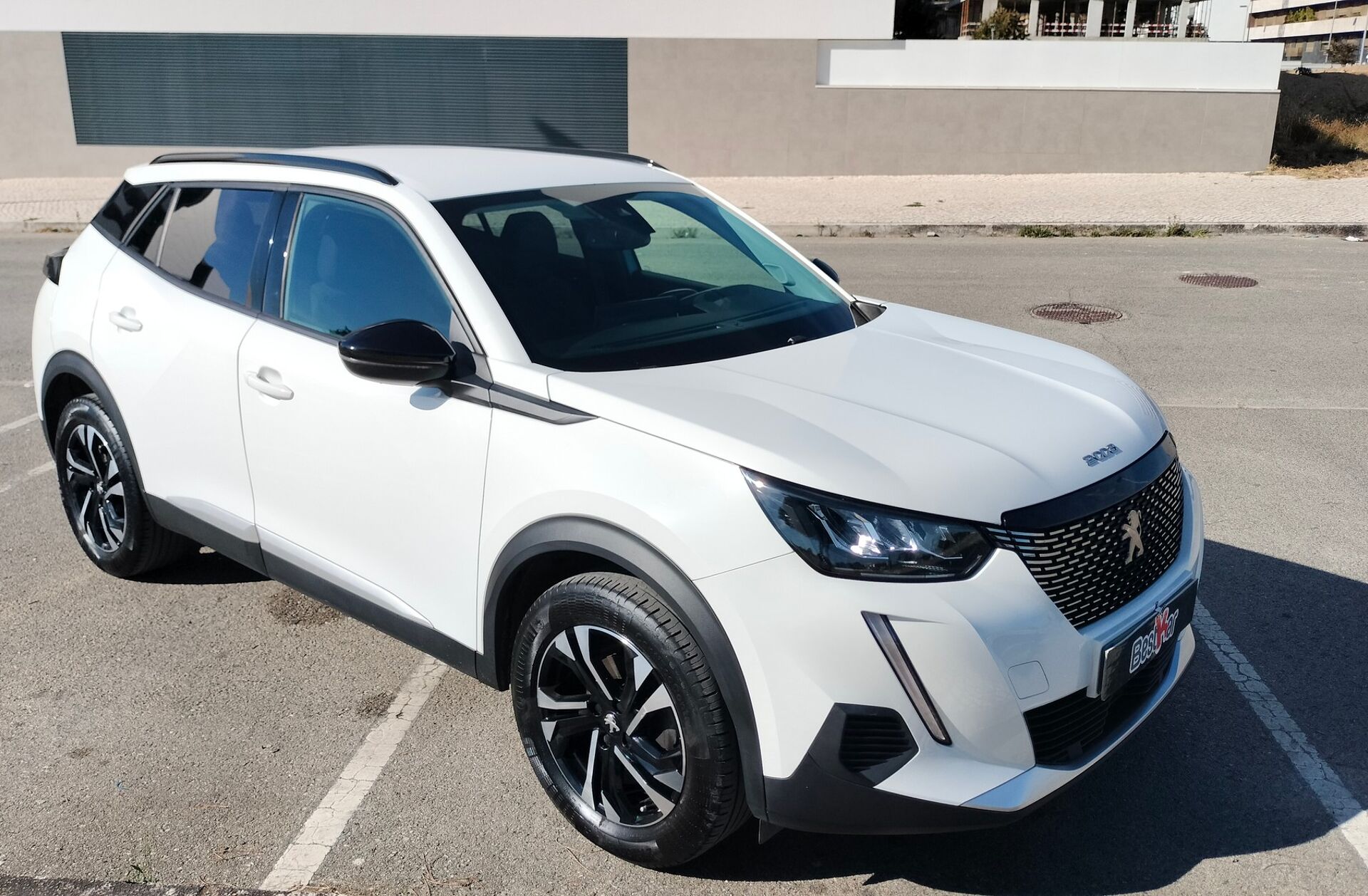 PEUGEOT 2008 1.2 PureTech Allure Pack EAT8