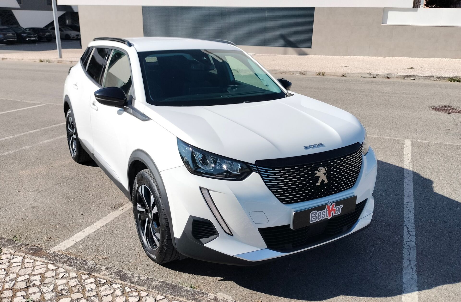 PEUGEOT 2008 1.2 PureTech Allure Pack EAT8