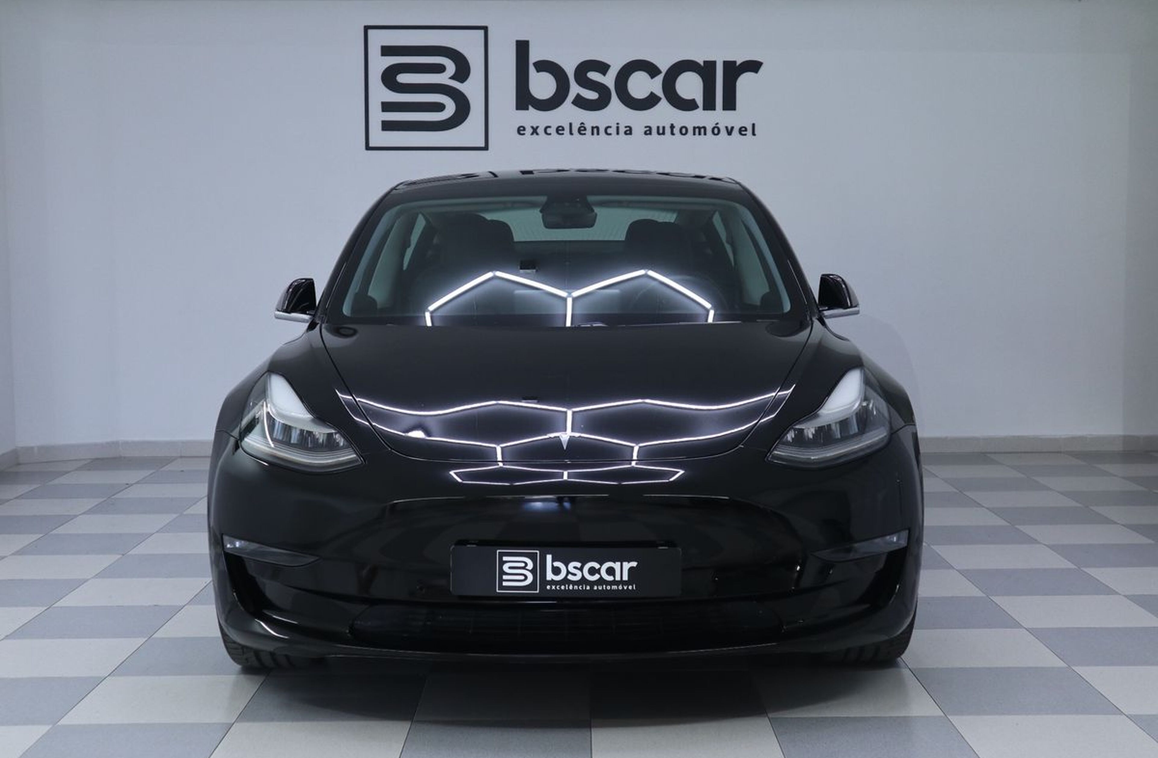 TESLA Model 3 Long-Range Dual Motor AWD