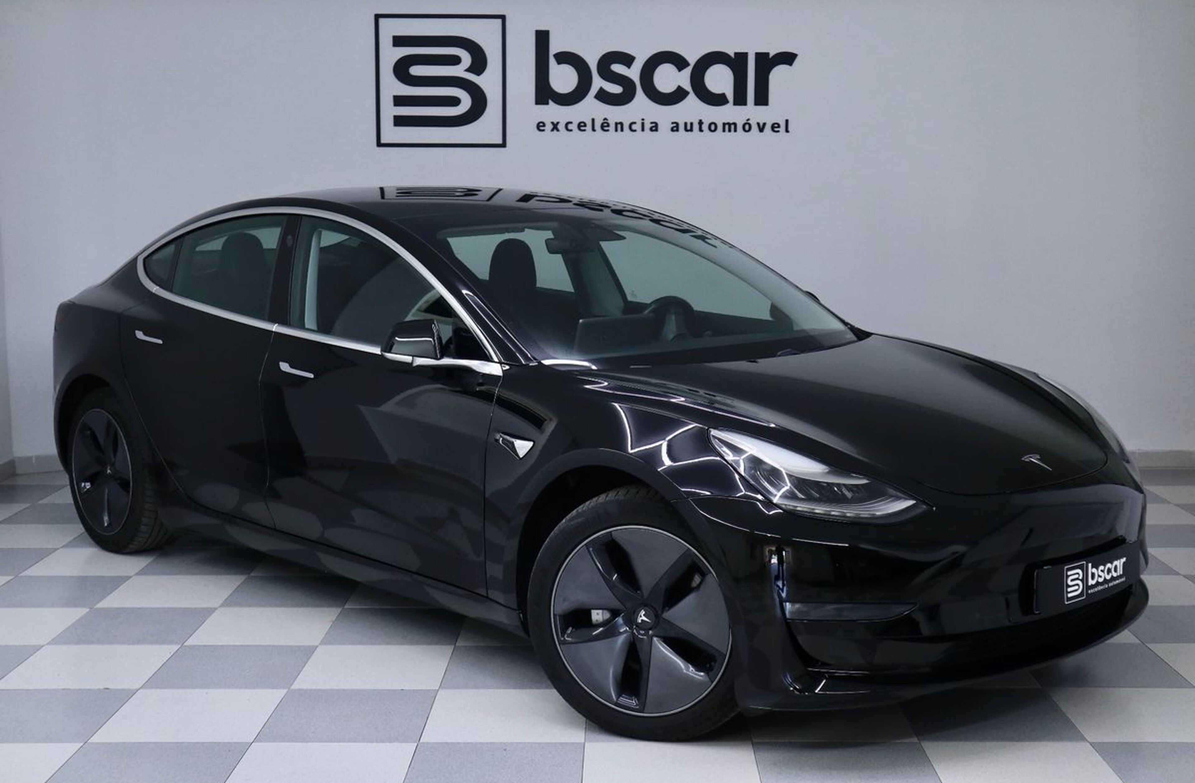 TESLA Model 3 Long-Range Dual Motor AWD