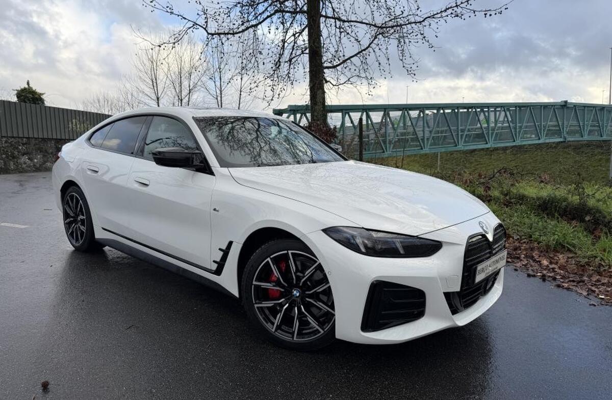 BMW i4 M50 Pack Desportivo M Pro