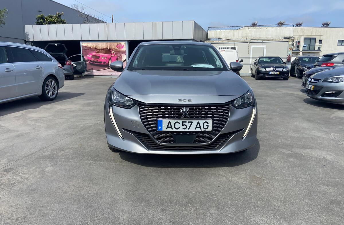 PEUGEOT 3008 1.2 PureTech Allure EAT8