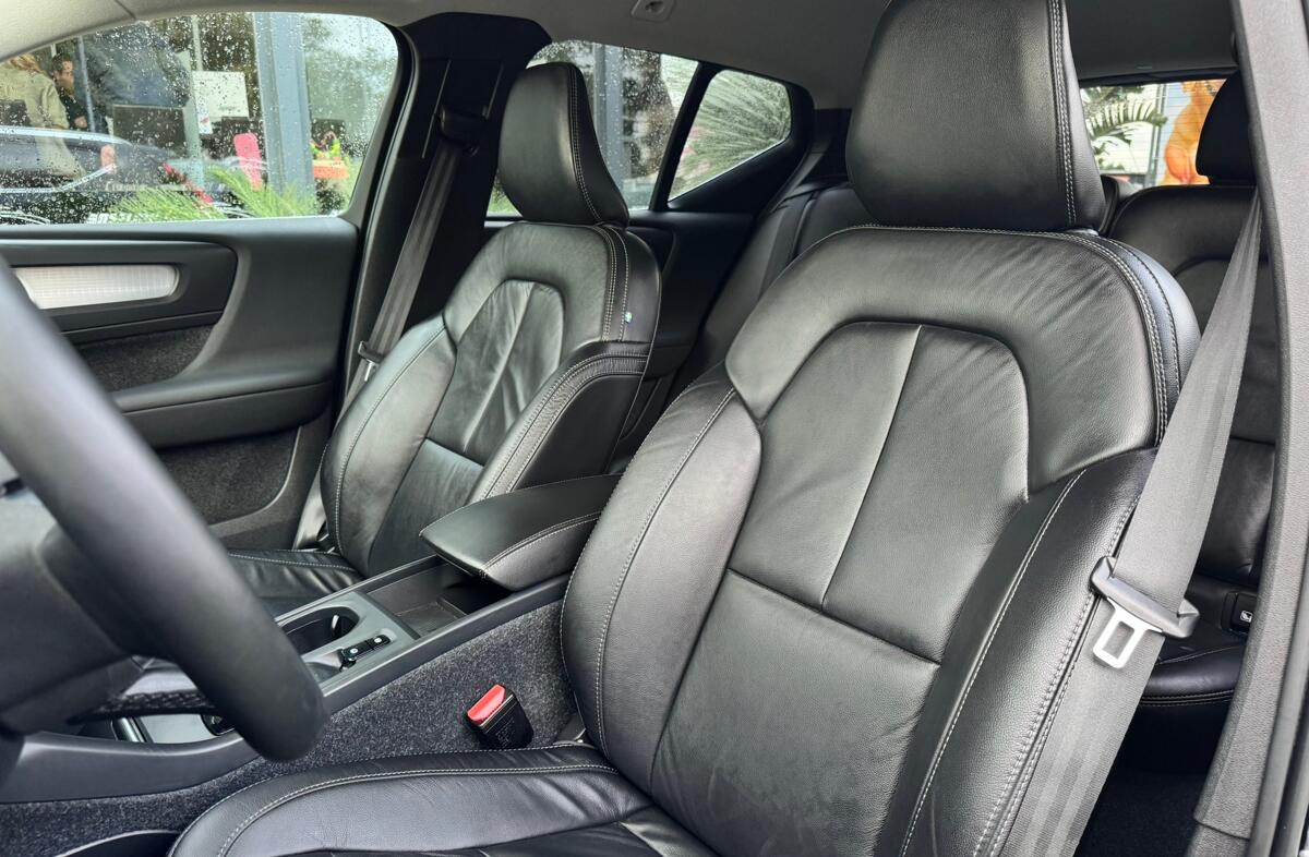 VOLVO XC40 1.5 T4 PHEV Inscription Expression