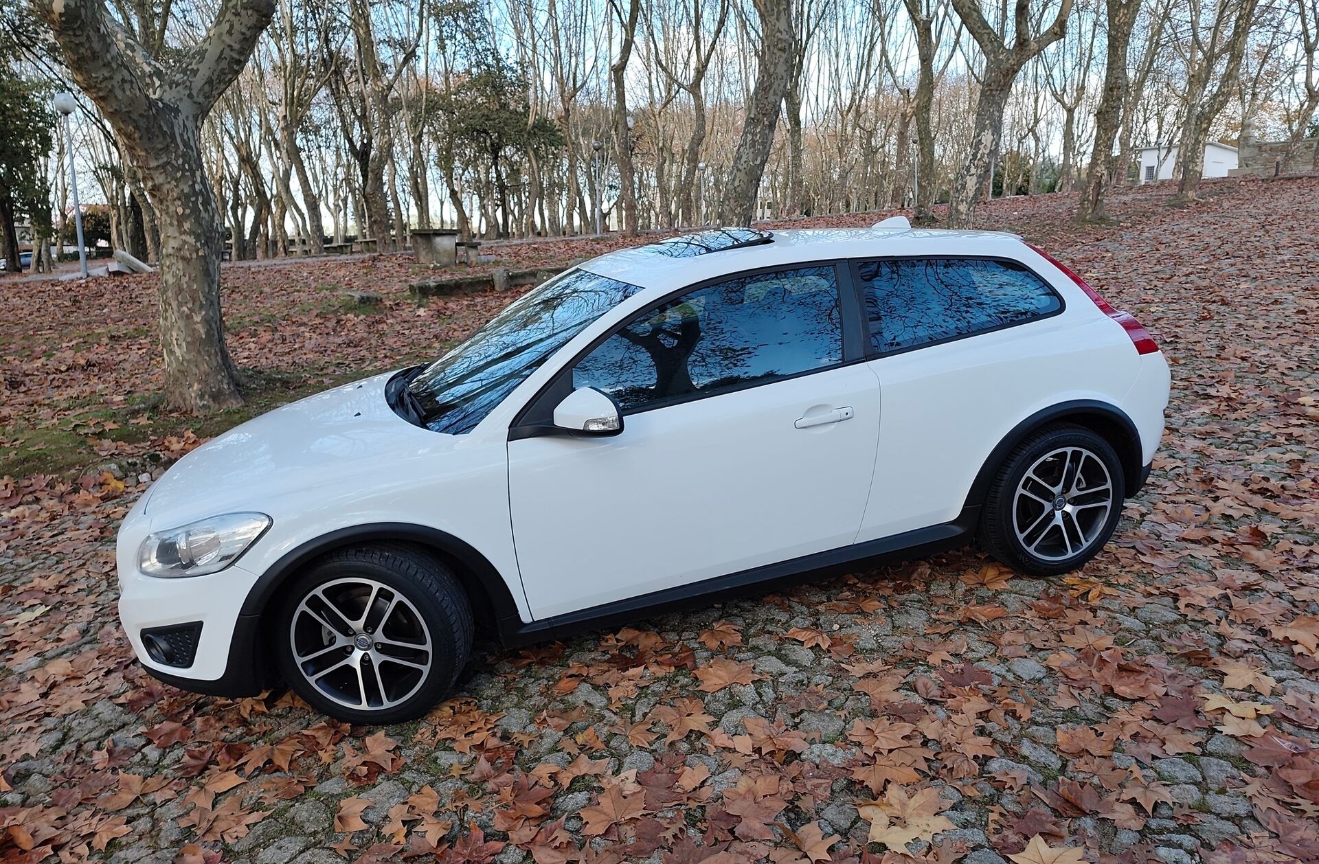 VOLVO C30 2.0 D Kinetic